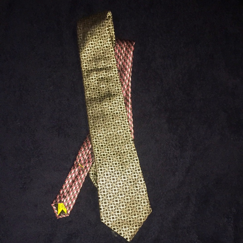 Robert Graham silk tie